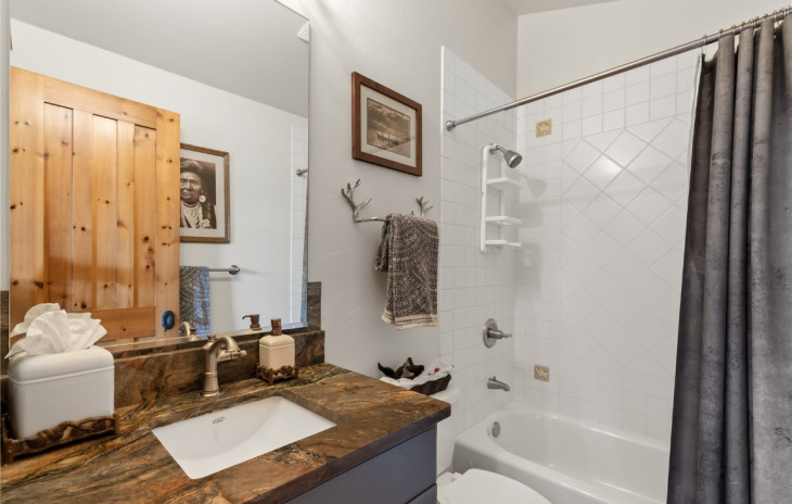 30425 Lakeshore Trail Photo