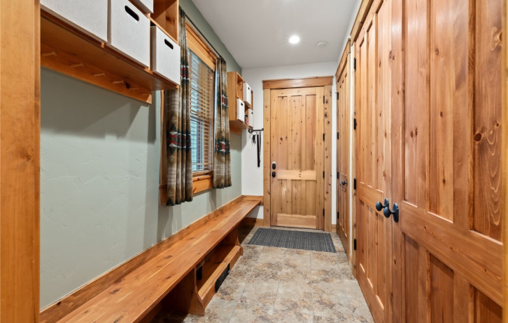 30425 Lakeshore Trail Photo