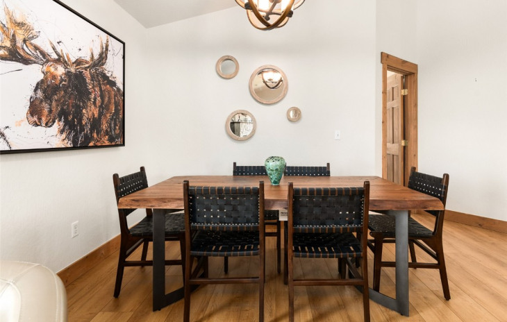 1730 Saddle Creek Court Photo