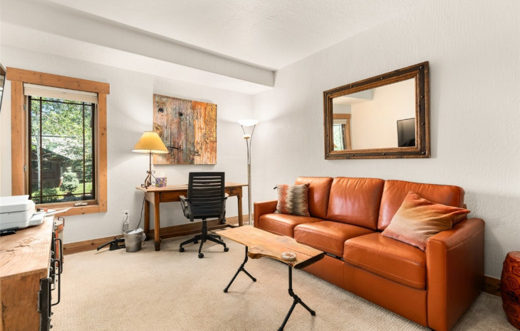 1730 Saddle Creek Court Photo
