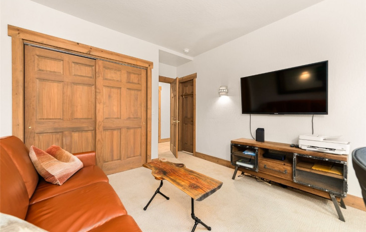 1730 Saddle Creek Court Photo