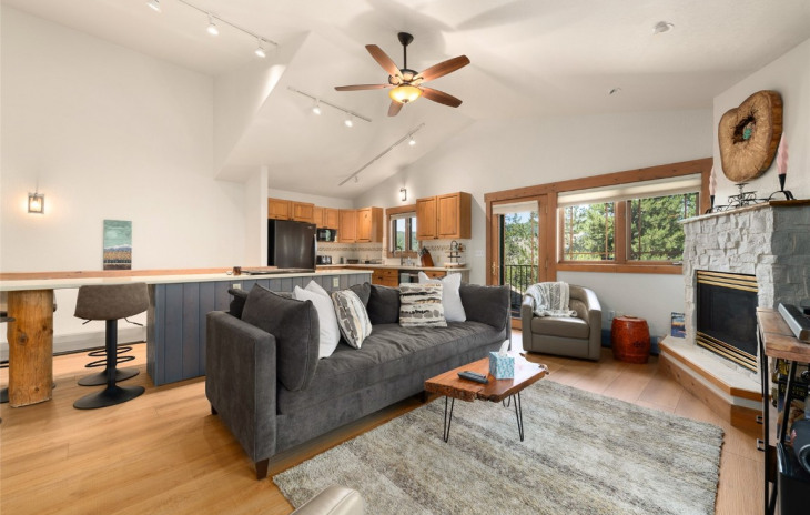 1730 Saddle Creek Court Photo