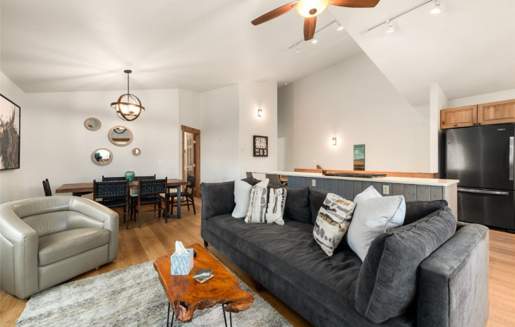 1730 Saddle Creek Court Photo