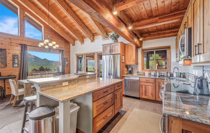 60455 Floyd Creek Road Photo