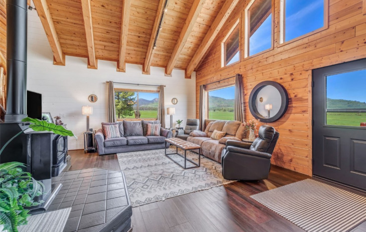 60455 Floyd Creek Road Photo