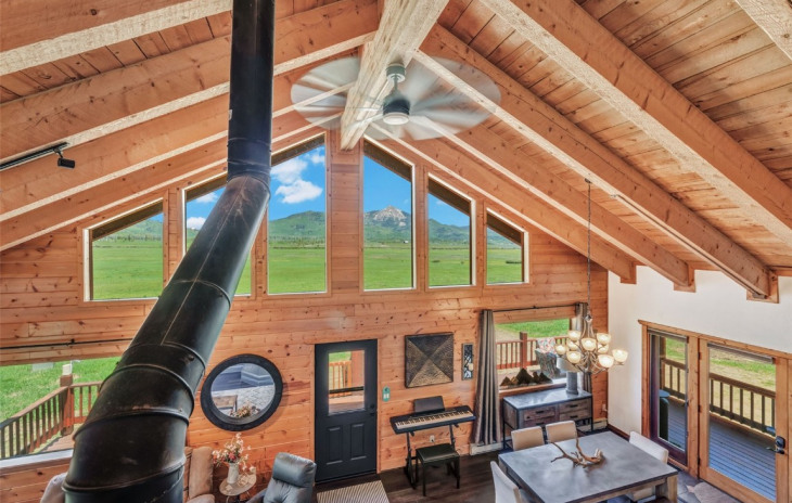 60455 Floyd Creek Road Photo