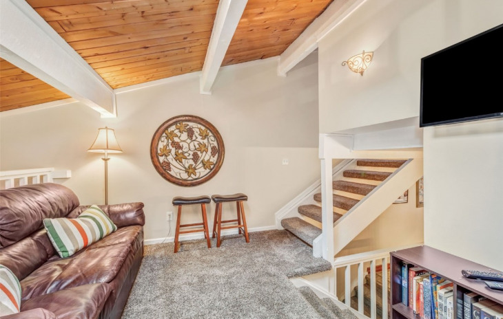 2767 Apres Ski Way Photo