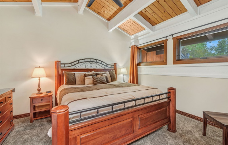 2767 Apres Ski Way Photo