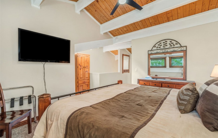 2767 Apres Ski Way Photo