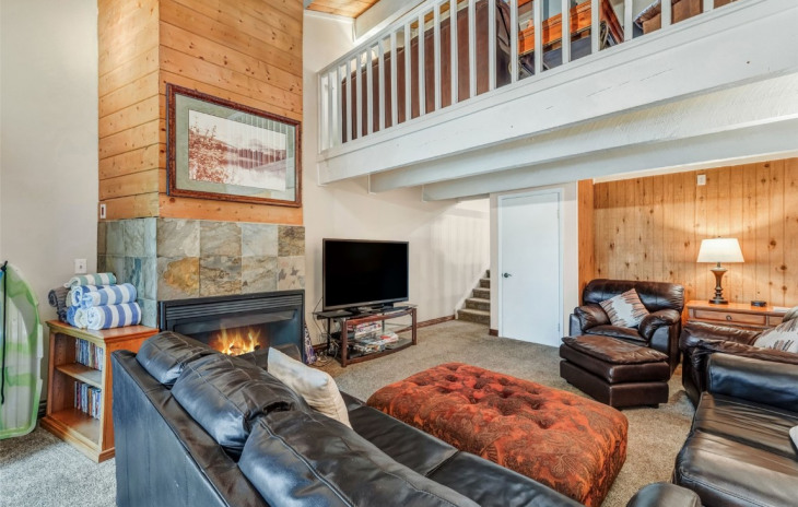 2767 Apres Ski Way Photo