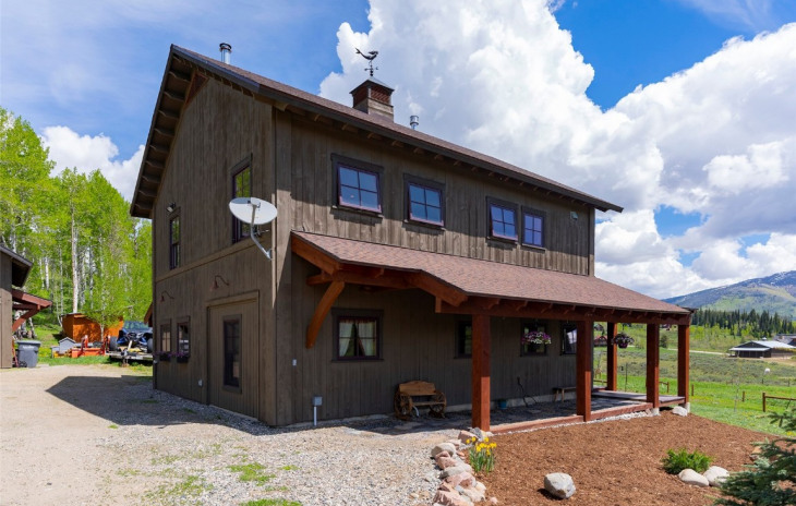 59280 Cripple Creek Court Photo