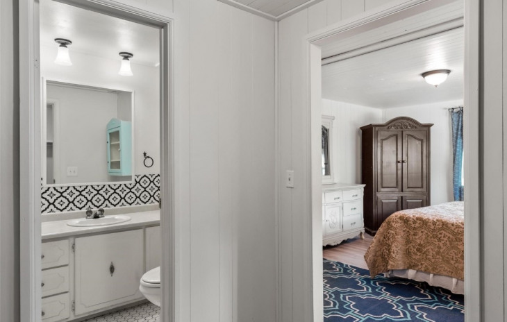 277 River Road Photo