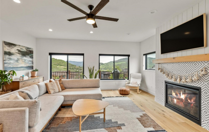 1870 Sunlight Drive Photo