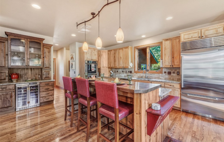 2055 Bear Drive Photo