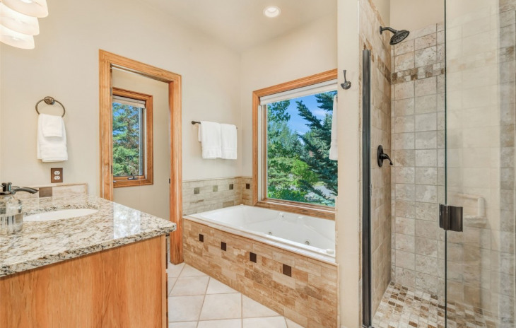 2055 Bear Drive Photo