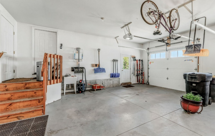 2055 Bear Drive Photo