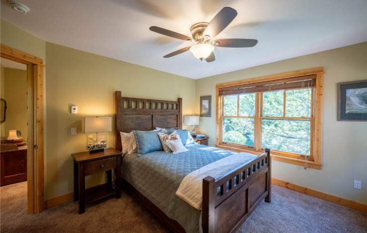 1261 Harwig Circle Photo