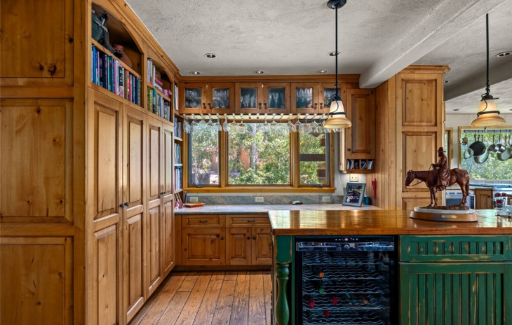 2350 Glacier Ridge Photo