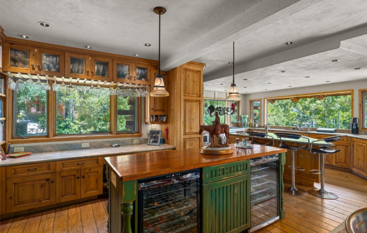 2350 Glacier Ridge Photo