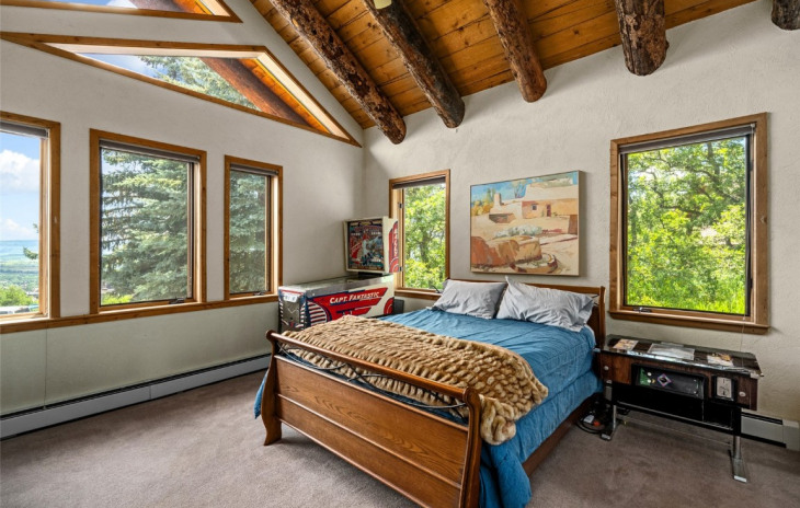 2350 Glacier Ridge Photo