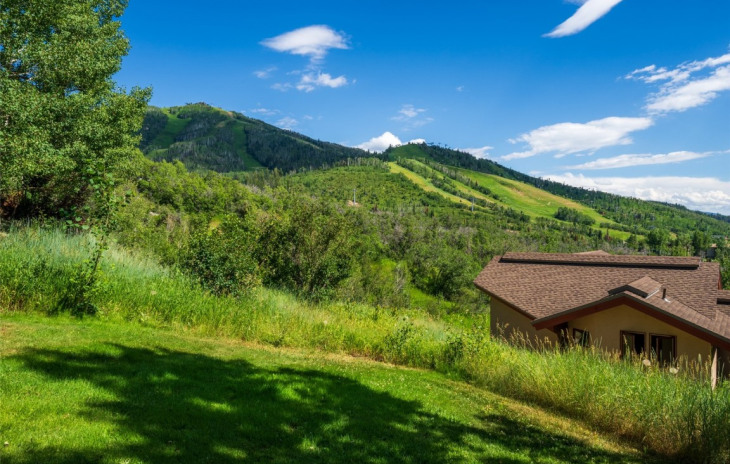 2350 Glacier Ridge Photo