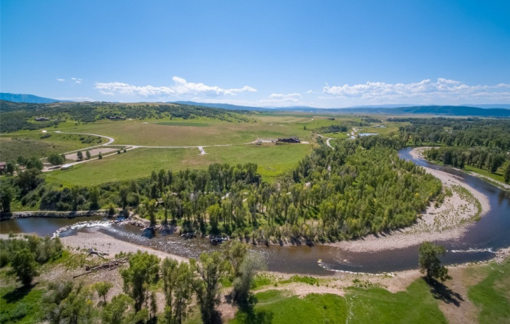 27150 Cowboy Up Road Photo