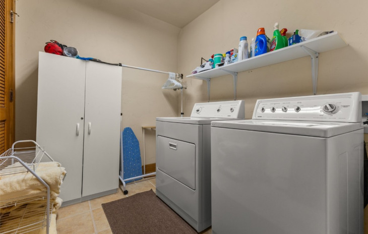 1558 Flattop Circle Photo
