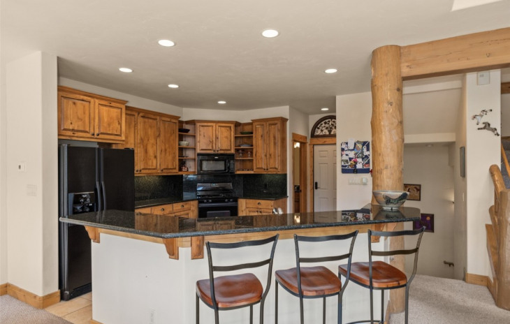 1558 Flattop Circle Photo