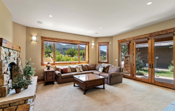 577 Forest View Drive Photo