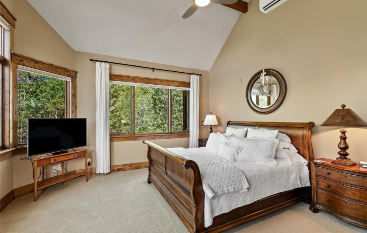 577 Forest View Drive Photo