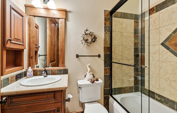 577 Forest View Drive Photo