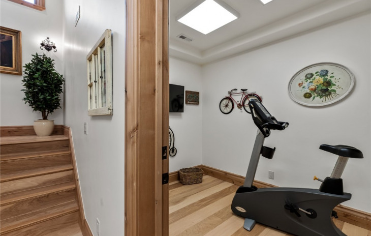 30505 Lakeshore Trail Photo