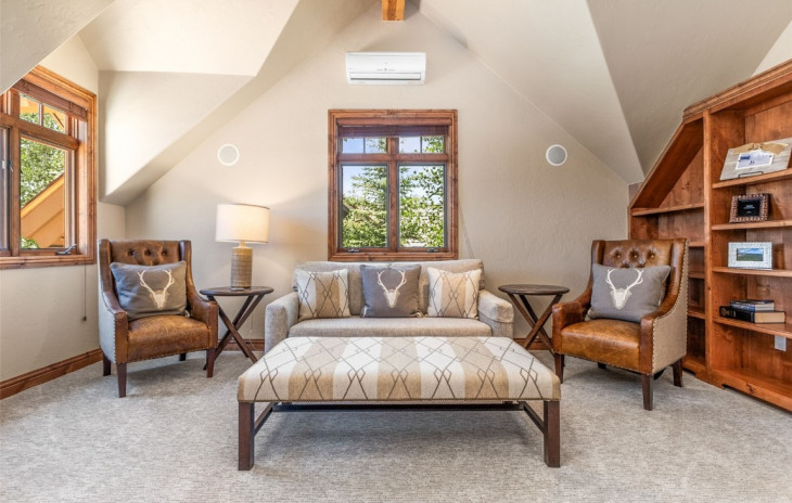 1403 Eagle Glen Drive Photo