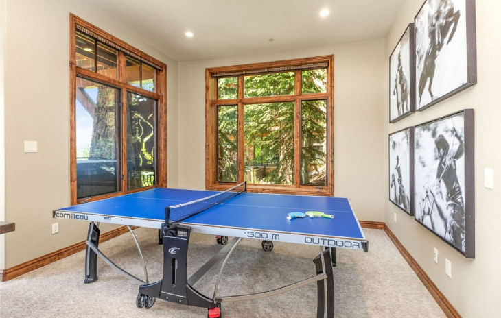 1403 Eagle Glen Drive Photo