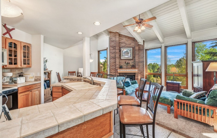 2700 Village Drive Photo