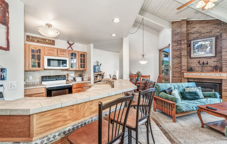 2700 Village Drive Photo