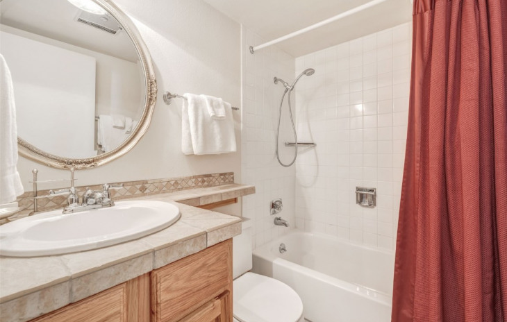 2700 Village Drive Photo