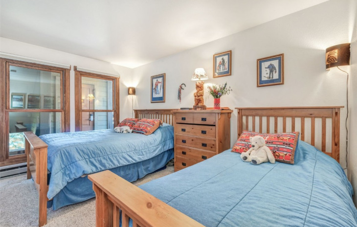 2700 Village Drive Photo