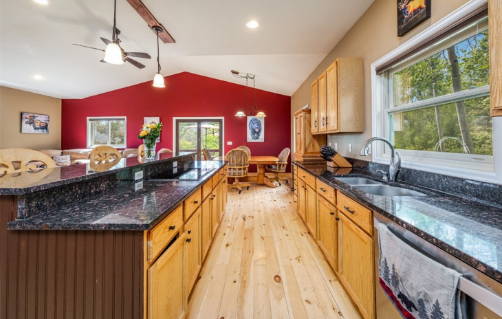 29930 Rock Point Trail Photo