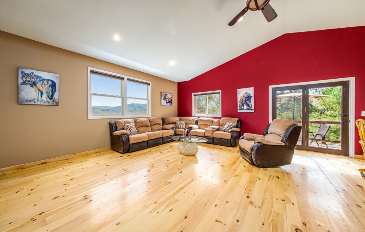 29930 Rock Point Trail Photo