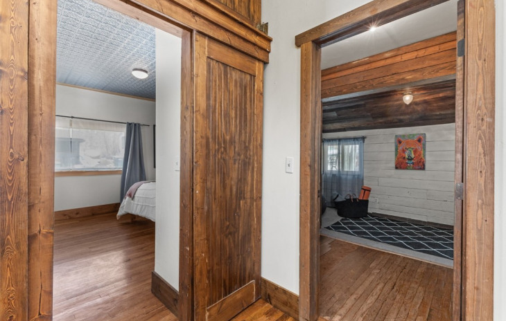 214 E Main Street Photo