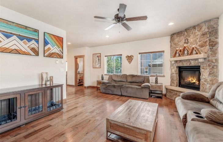 441 Willett Heights Court Photo