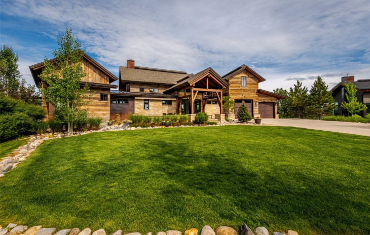 1247 Clubhouse Circle Photo