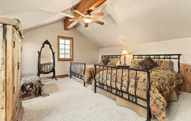 2580 Ridge Road Photo