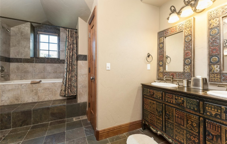 2580 Ridge Road Photo