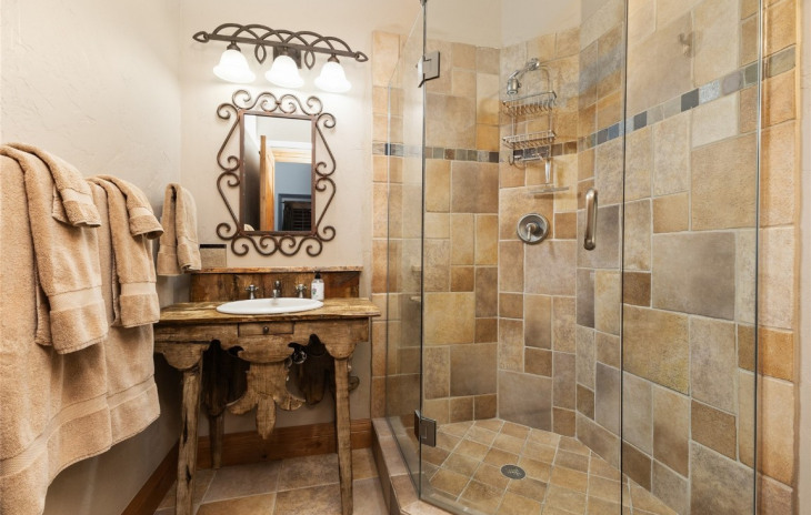 2580 Ridge Road Photo