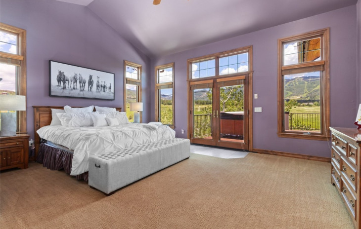 1052 Longview Circle Photo