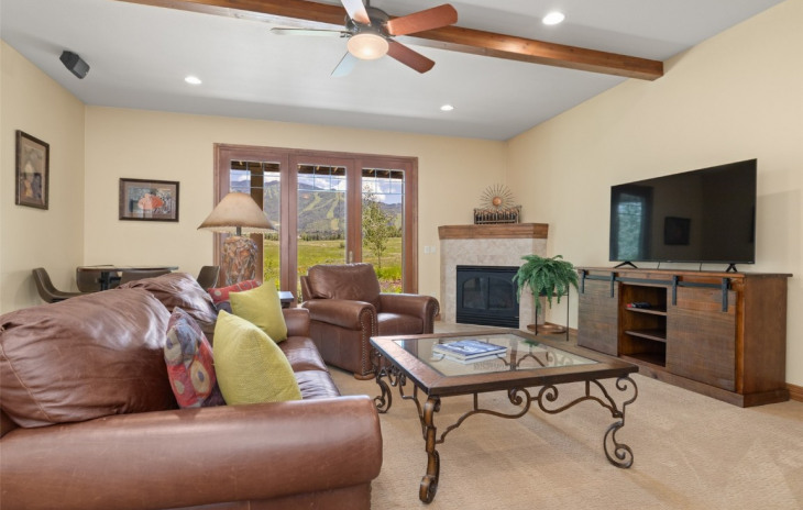 1052 Longview Circle Photo