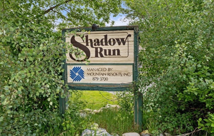 1525 Shadow Run Frontage Photo
