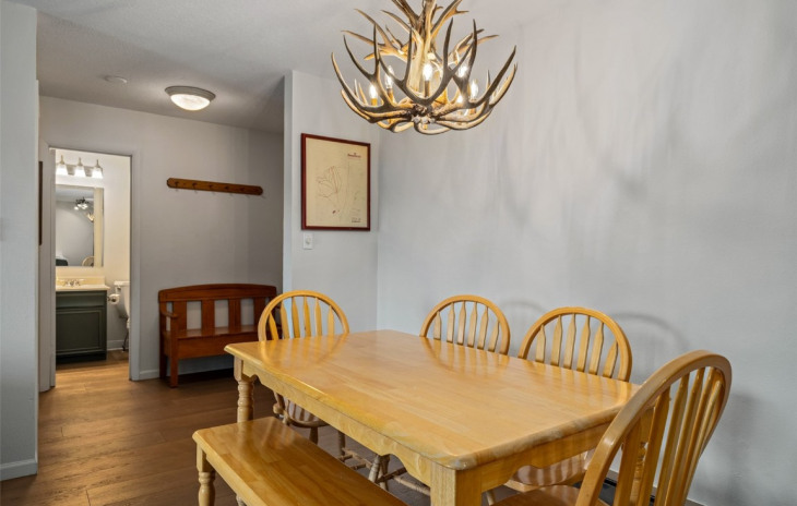 2350 Ski Trail Lane Photo